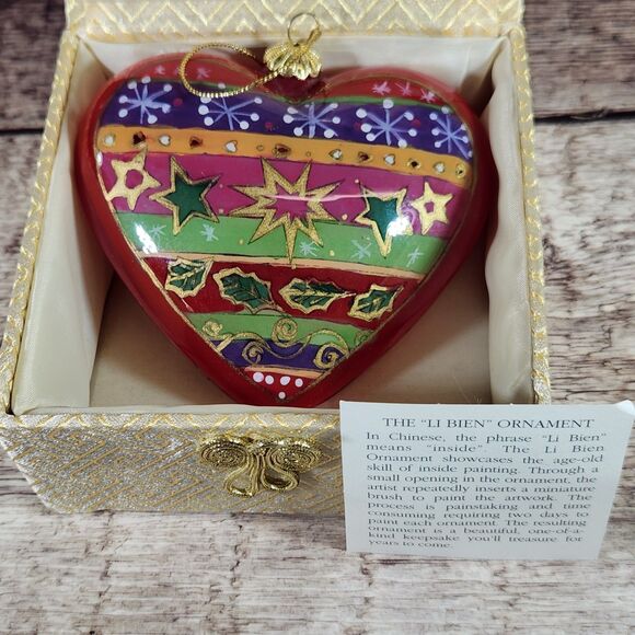 Red Heart Christmas Ornament Li Bien Reverse Hand Painted Pier 1 One 2017 w Box - Picture 7 of 9